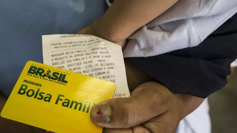 Governo quer que novo Bolsa Família possa ser usado para crédito consignado; Entenda